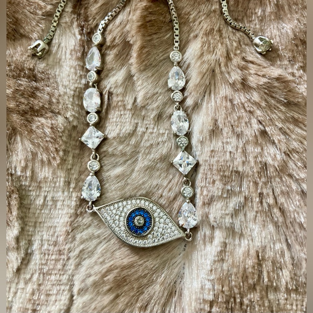 💎 Unique Adorable ‘EVIL EYE’ CZs/Silver Adjustable Bolo Style Bracelet